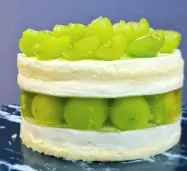 AJIATTIC - SHINE MUSCAT YOGURT CREAM أجياتيك - كريم زبادي شاين مسقط               