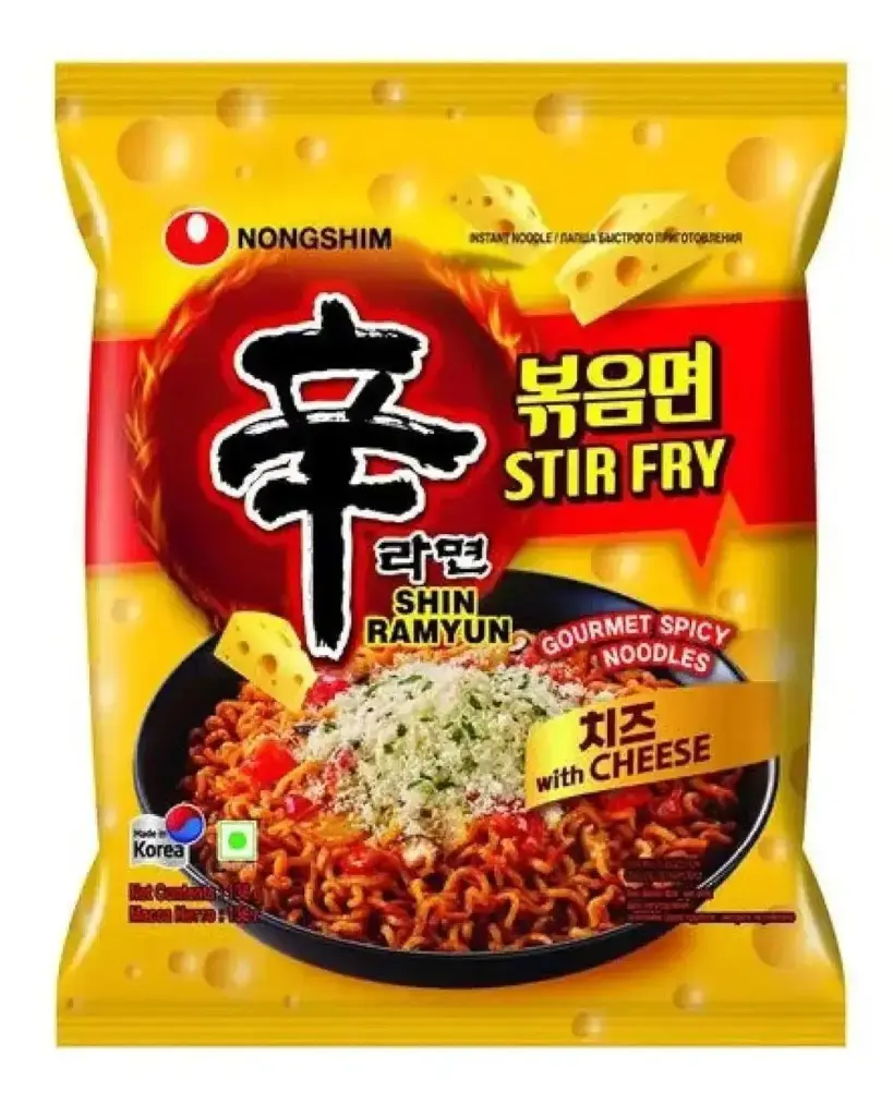 SHIN RAMYUN STIR FRY WITH CHEESE 136G  شين راميون مقلي بالجبن 136 جرام