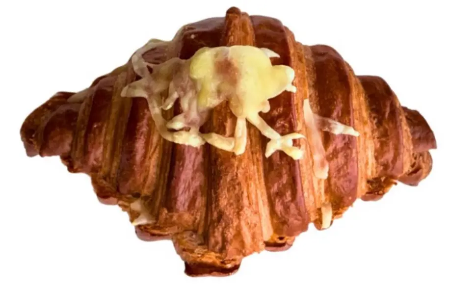 AJIATTIC - CHEESE CROISSANT  أجياتيك - كرواسون بالجبن