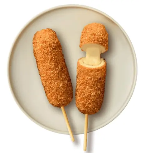 READY CRISPY CORNDOG WITH MOZZARELLA  جاهز - كورن دوج مقرمش مع موزاريلا
