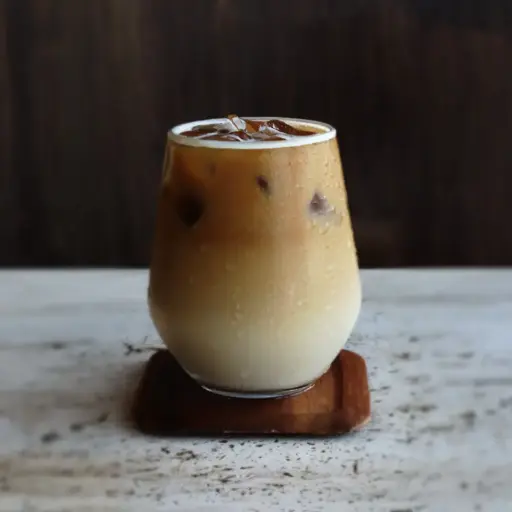 COLD - ICED LATTE لاتيه بارد مثلج                                    